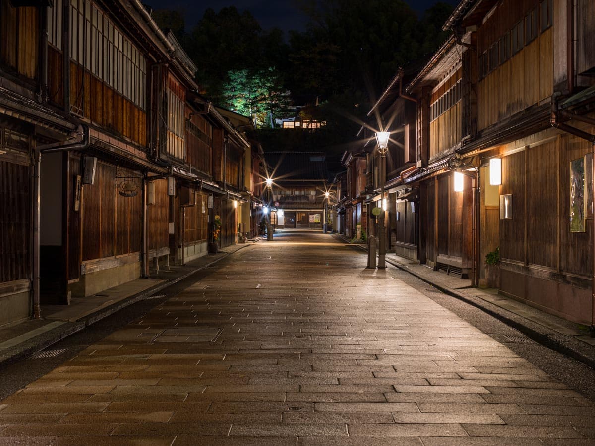 Higashi Chaya District